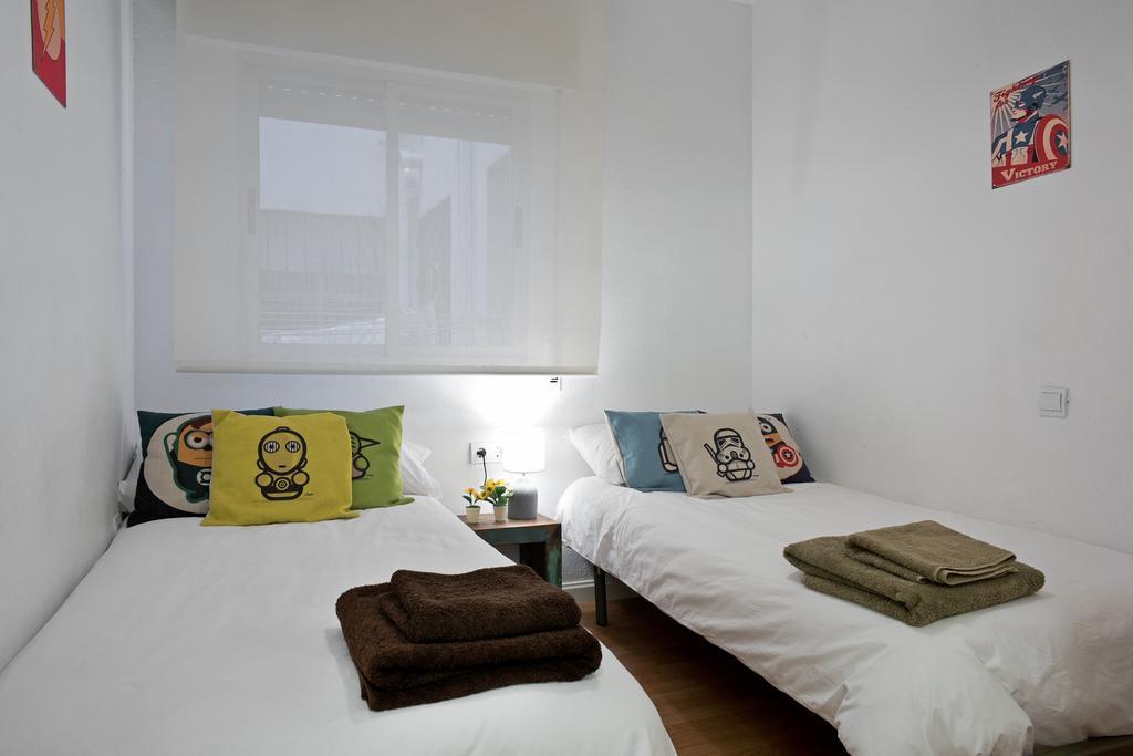 Urbanchicmalaga 3 Bedroom Spacious Quiet Historic Malaga Apt Exteriör bild