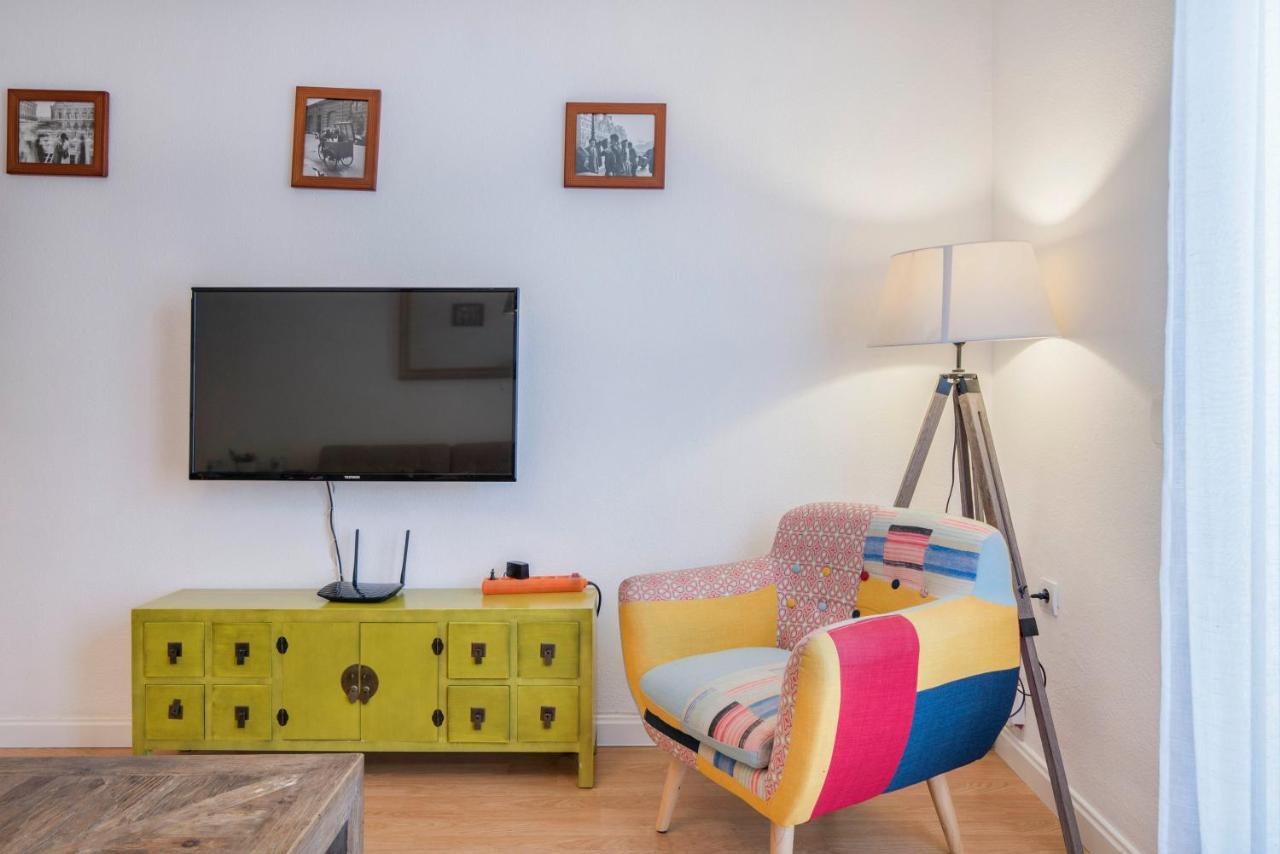 Urbanchicmalaga 3 Bedroom Spacious Quiet Historic Malaga Apt Exteriör bild