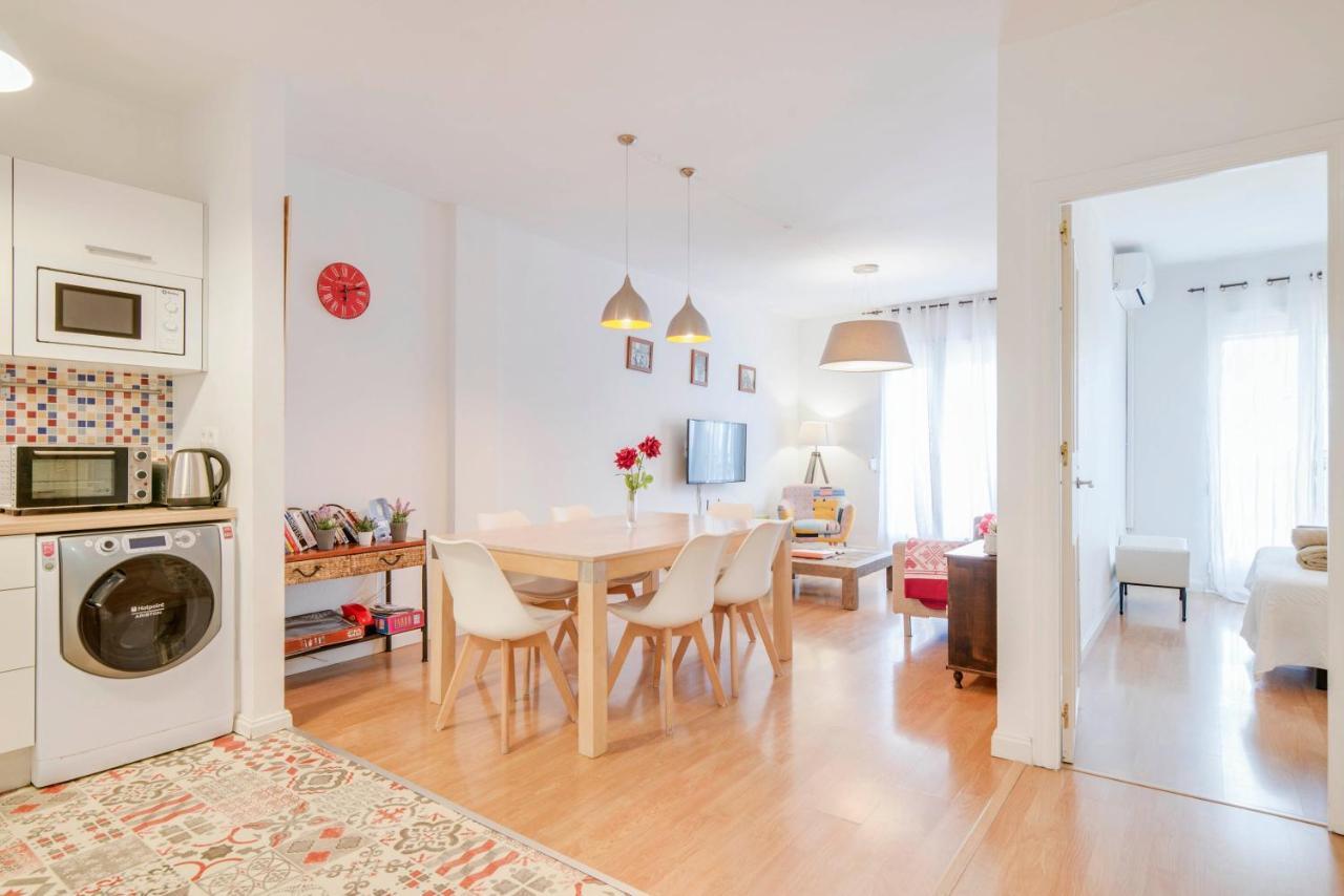 Urbanchicmalaga 3 Bedroom Spacious Quiet Historic Malaga Apt Exteriör bild