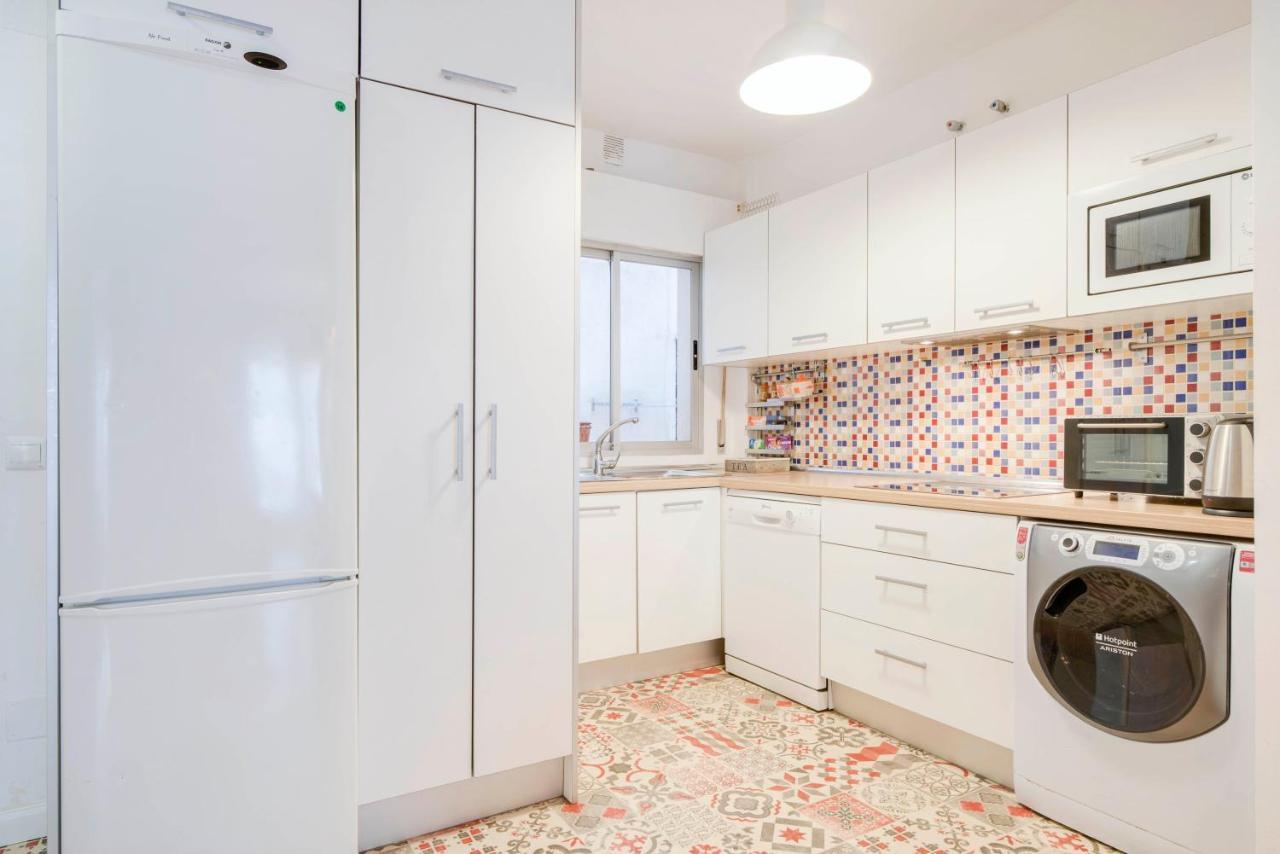 Urbanchicmalaga 3 Bedroom Spacious Quiet Historic Malaga Apt Exteriör bild